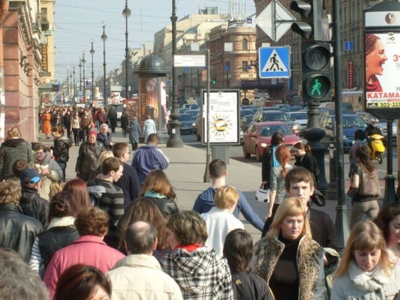 Обложка книги  «Сказка о том, как мы с Надей работали в магазине модной одежды»